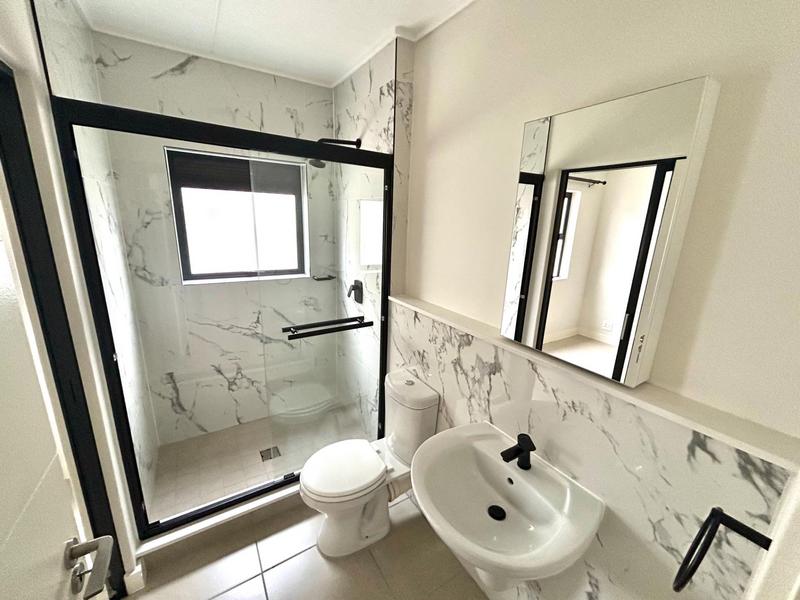 2 Bedroom Property for Sale in The Huntsman Western Cape